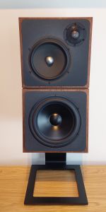 Hoffner H20 anniversary speaker set smoked oak | HIFI STUDIO WILBERT