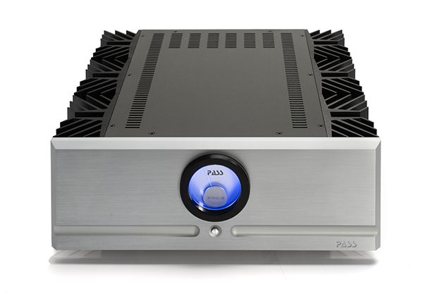 Pass Labs X150.8 Stereo Eindversterker