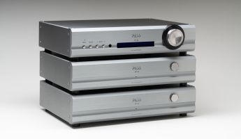 Pass Labs XP-32 triple chassis voorversterker