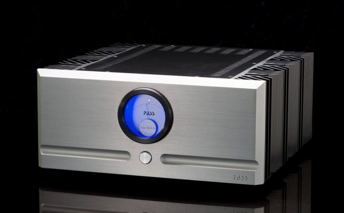 Pass Labs  XA100.8 Mono Eindversterker set