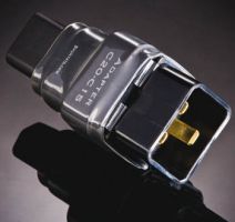 Shunyata C20 > C15 Adapter